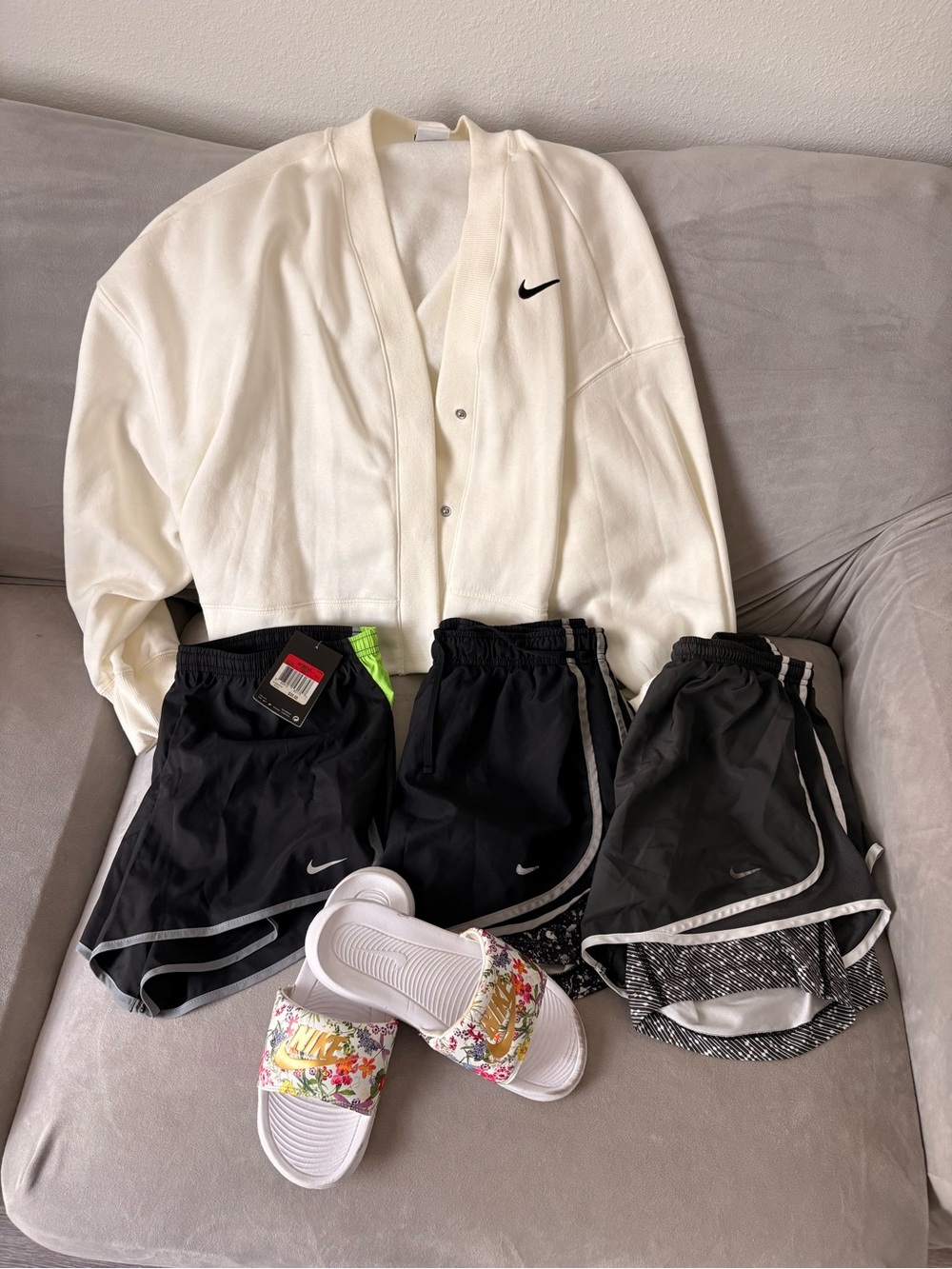 Women’s Nike Bundle
